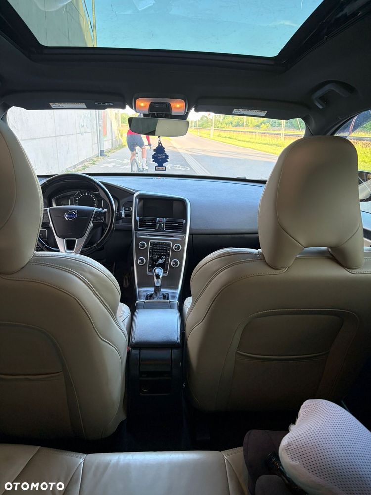Volvo XC 60 - 10
