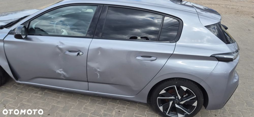 Peugeot 308 1.2 mHEV Allure S&S e-DCS6 - 13