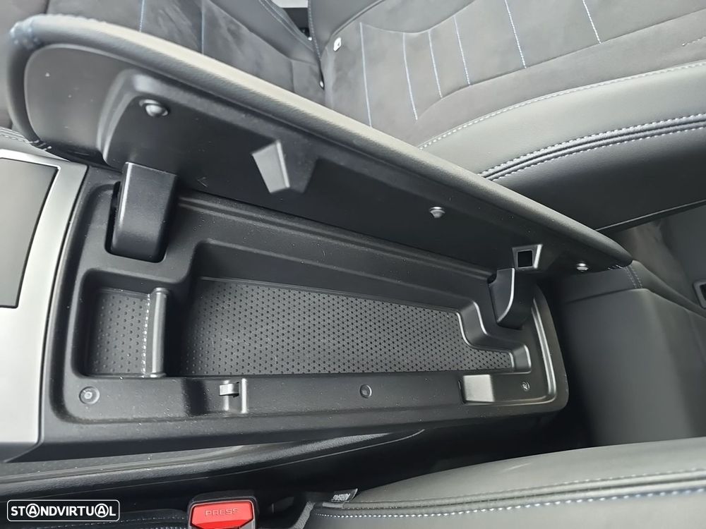 BMW iX2 eDrive20 Pack Desportivo M - 29