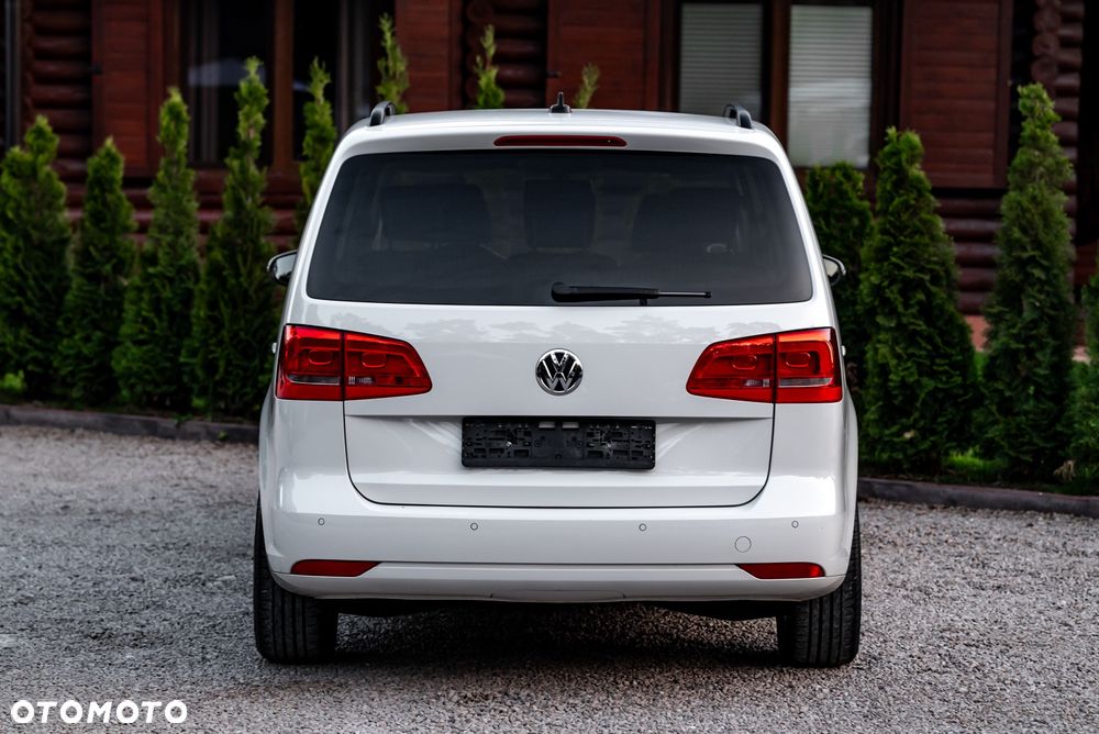 Volkswagen Touran 2.0 TDI DPF DSG Highline - 11