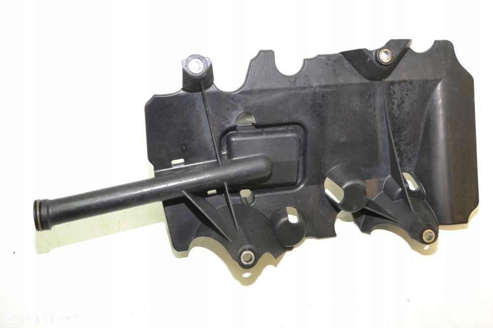 BMW 3,0D E60 E91 X5 M57TUE2 smok oleju 62440410 - 4