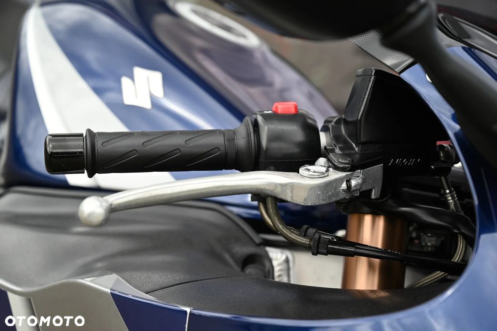 Suzuki GSX-R - 12