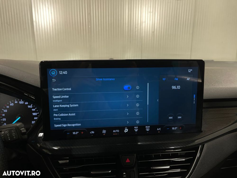 Ford Focus 1.0 EcoBoost Hybrid Aut. ST-LINE - 17