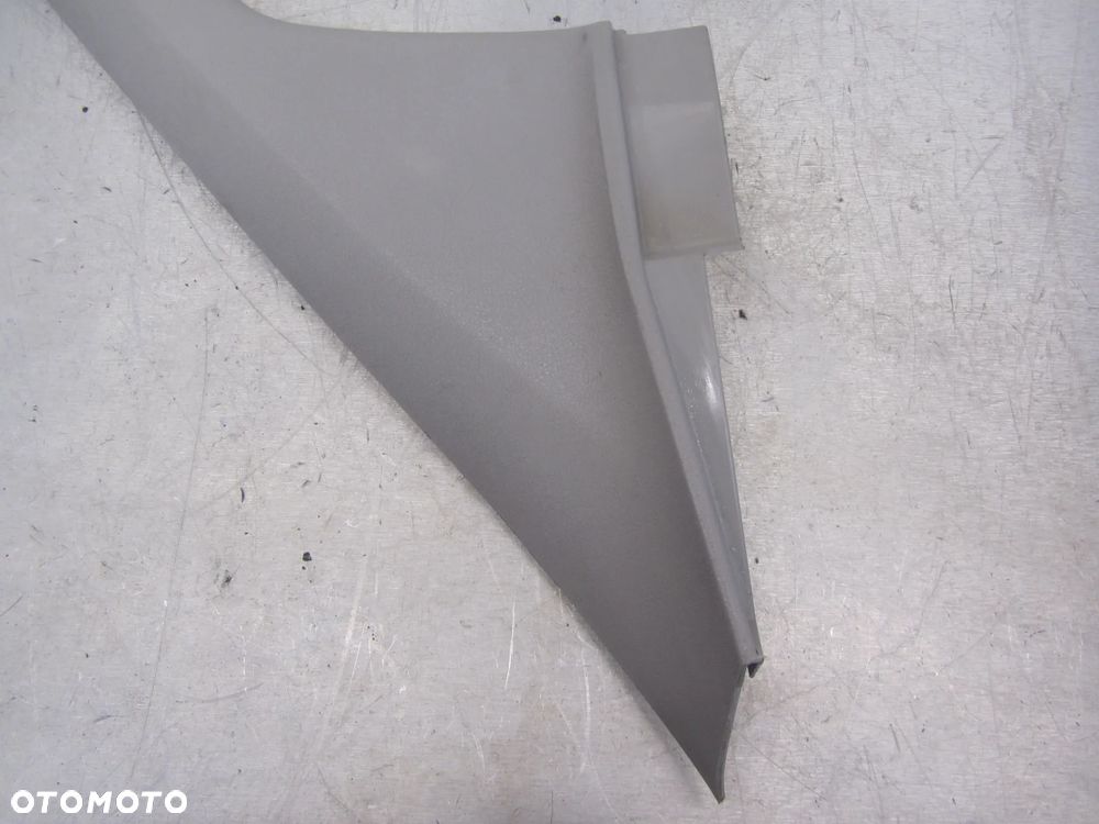 Osłona Słupka Prawa Citroen Jumpy  Scudo 2006- - 2