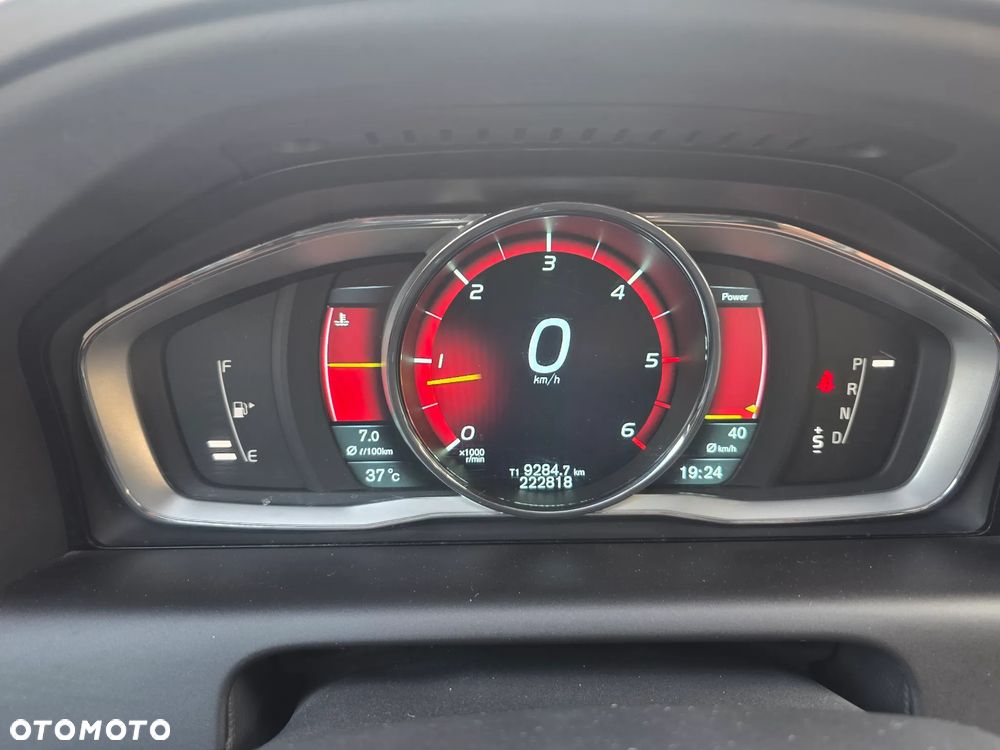 Volvo XC 60 D4 Geartronic Summum - 24