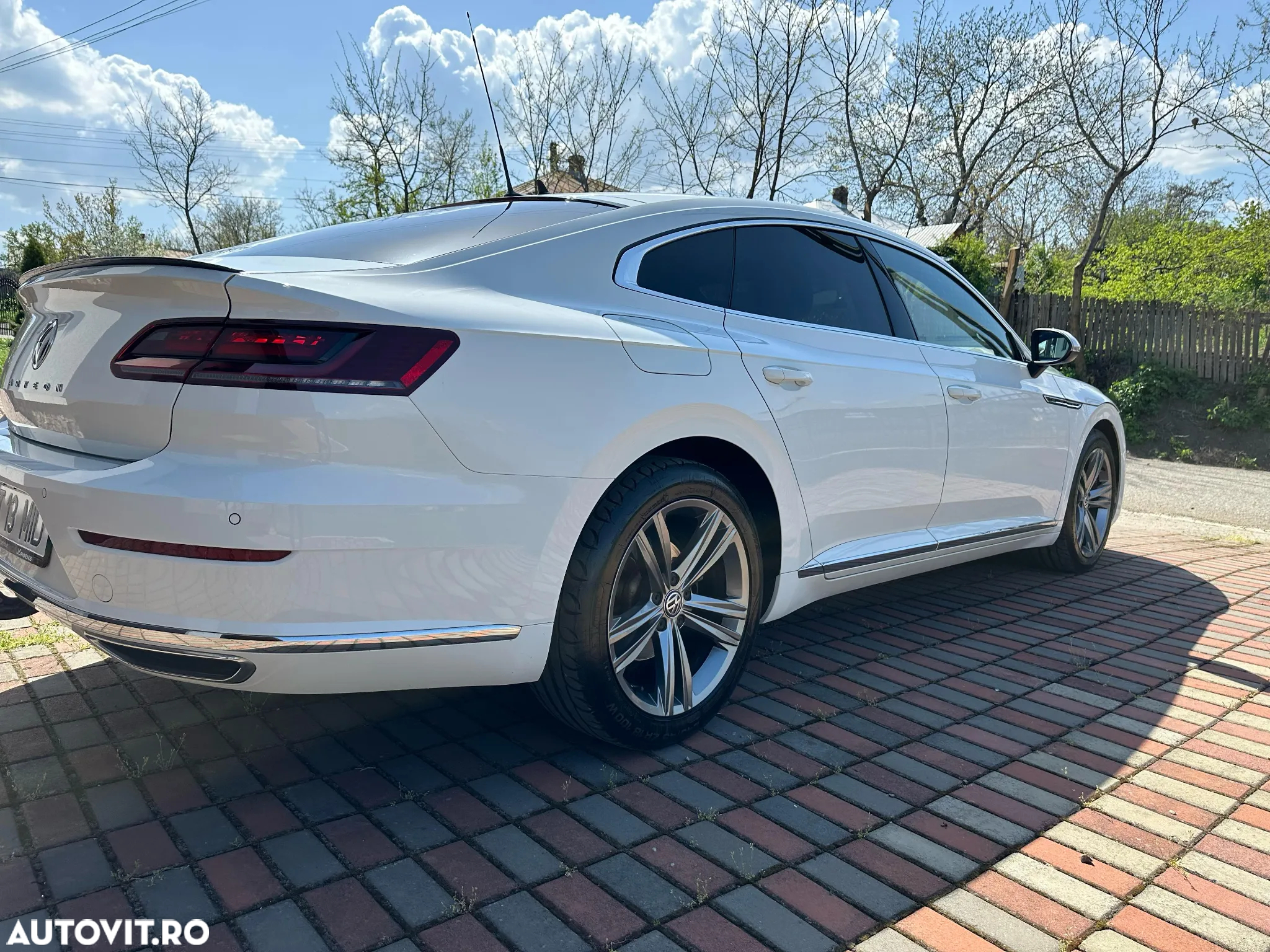 Volkswagen ARTEON 2.0 TDI SCR DSG R-Line - 8