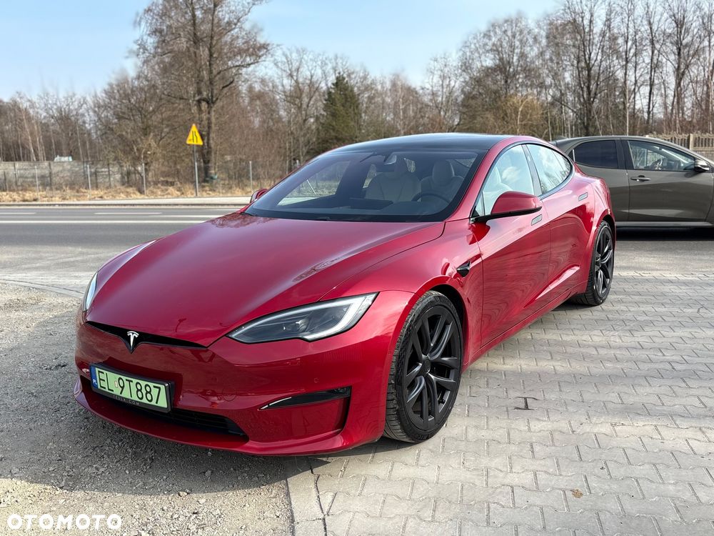 Tesla Model S - 2