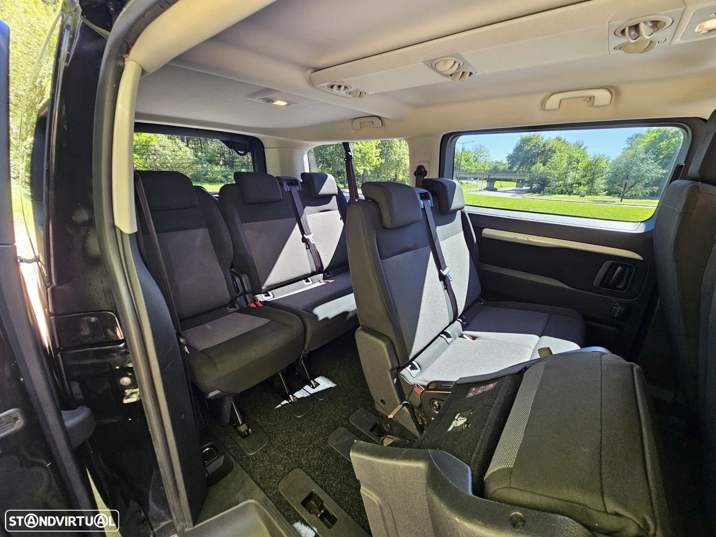 Peugeot Traveller 2.0 BlueHDi L2H1 Allure Standard - 30