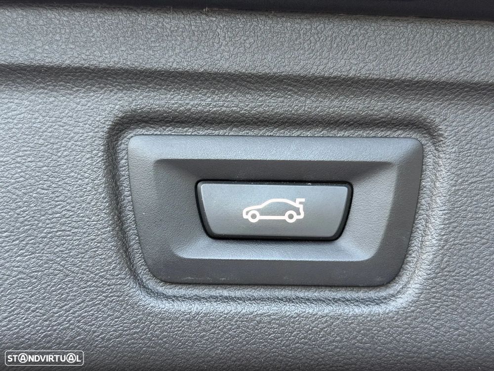 BMW 320 e Line Sport Auto - 14