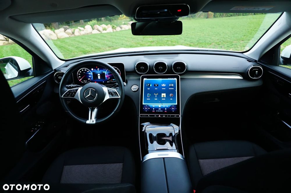 Mercedes-Benz Klasa C 220 d mHEV - 30
