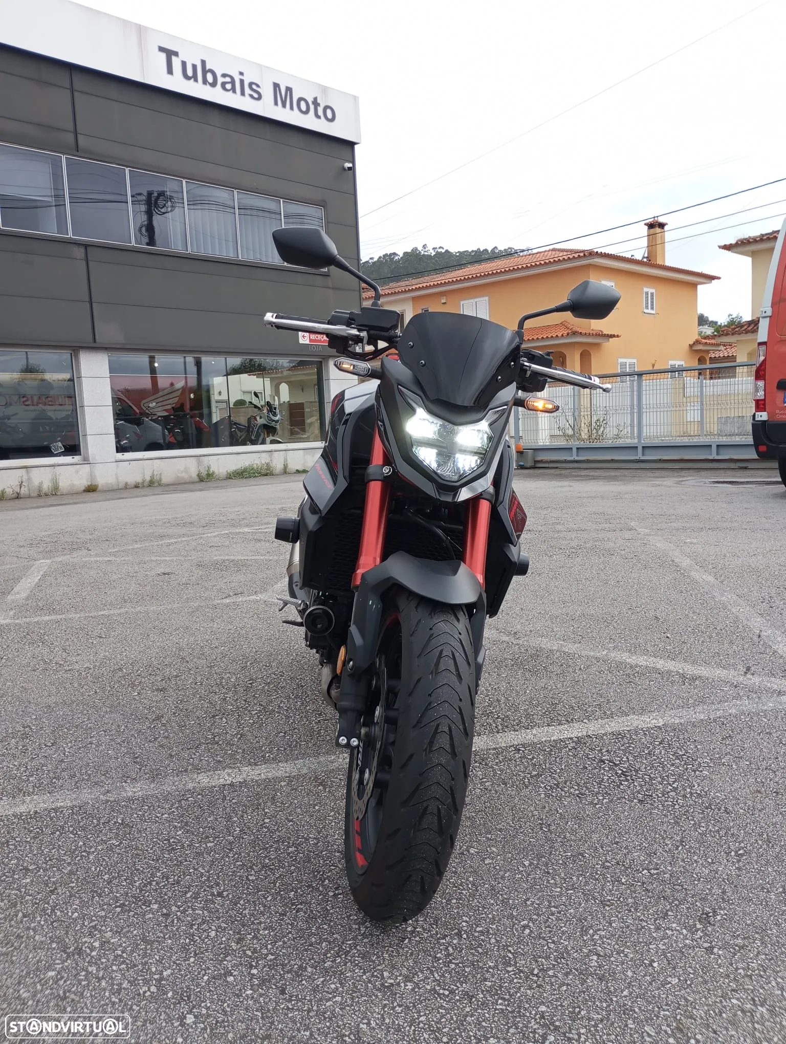 Honda CB - 2