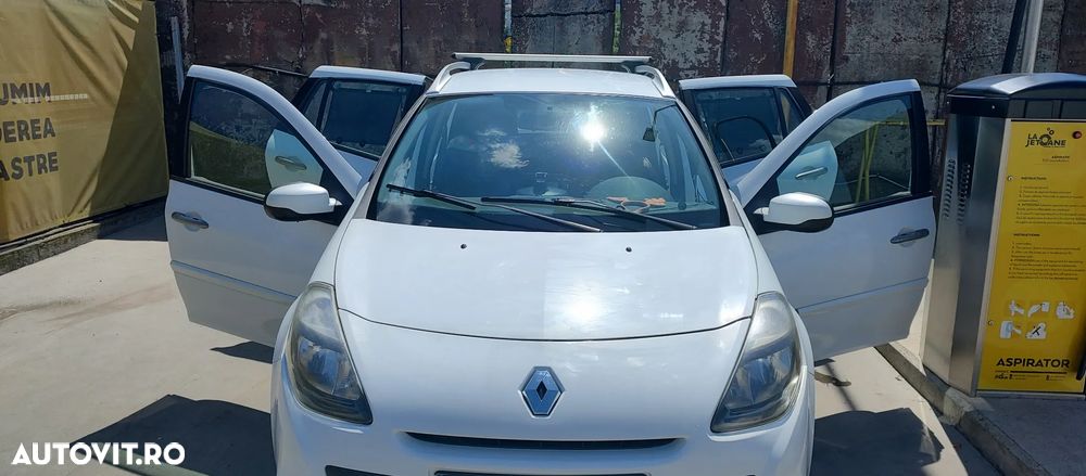 Renault Clio III 1.5 dCi Authentique - 1
