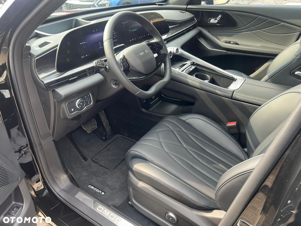 Omoda 9 1.5 Super Hybrid Exclusive AWD - 11