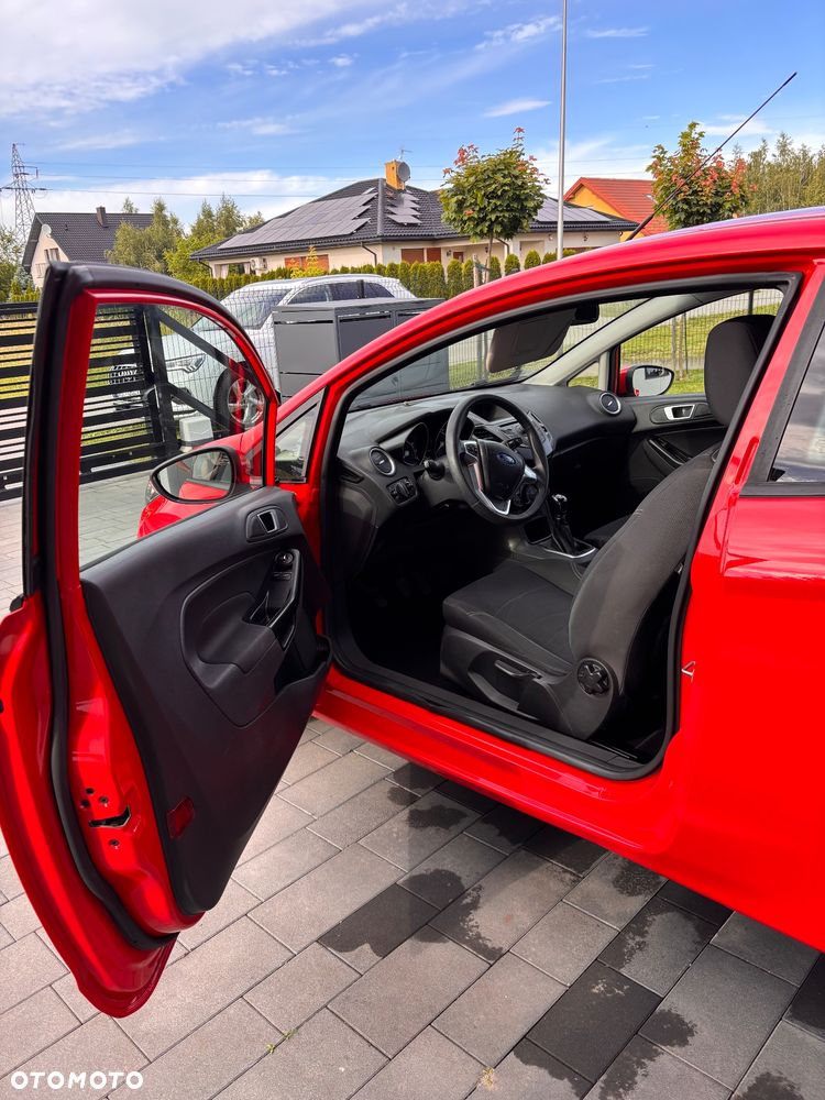 Ford Fiesta - 12