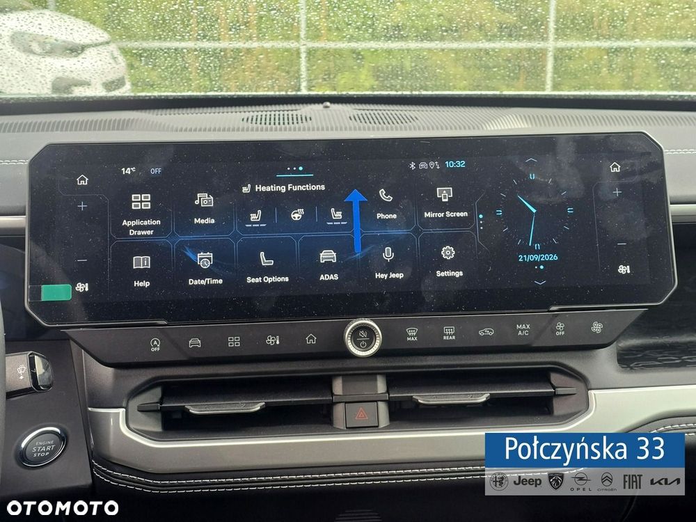 Jeep Compass - 24