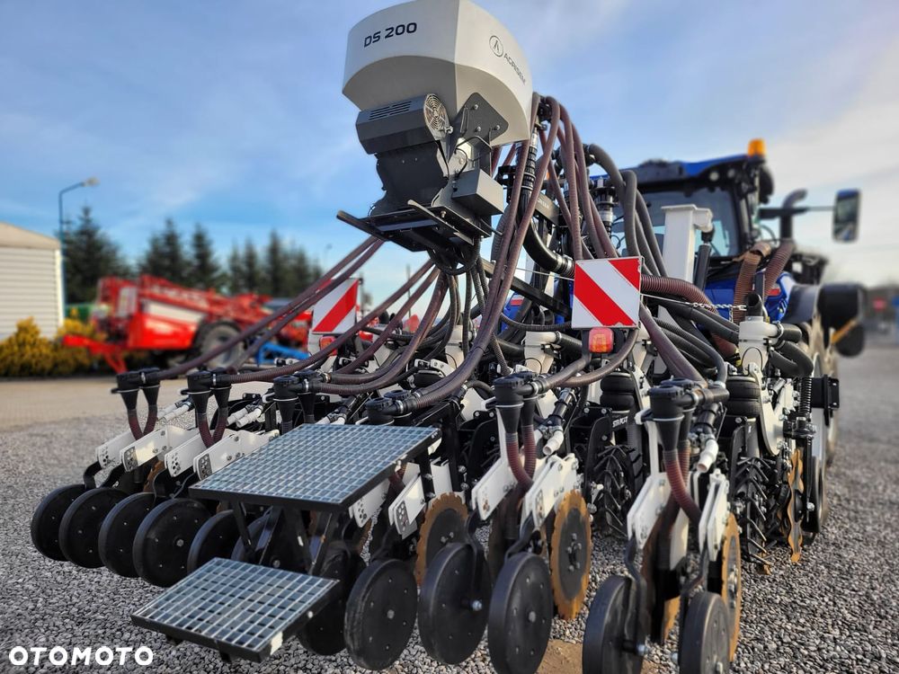 Agrisem STRIPCAT 2 6R 75RH