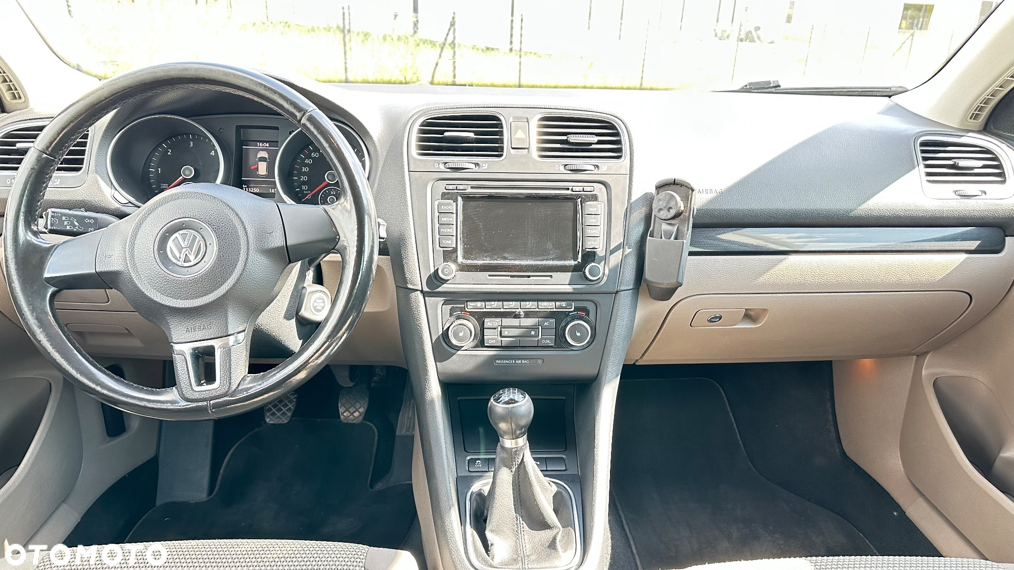 Volkswagen Golf VI 2.0 TDI Highline - 9