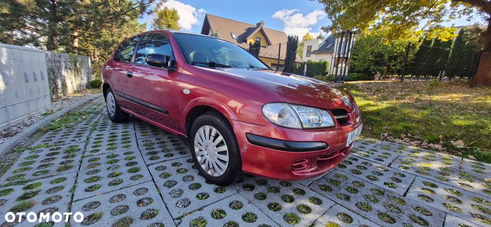 Nissan Almera 2000 photo 3