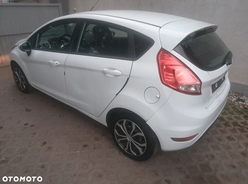 Ford Fiesta - 6