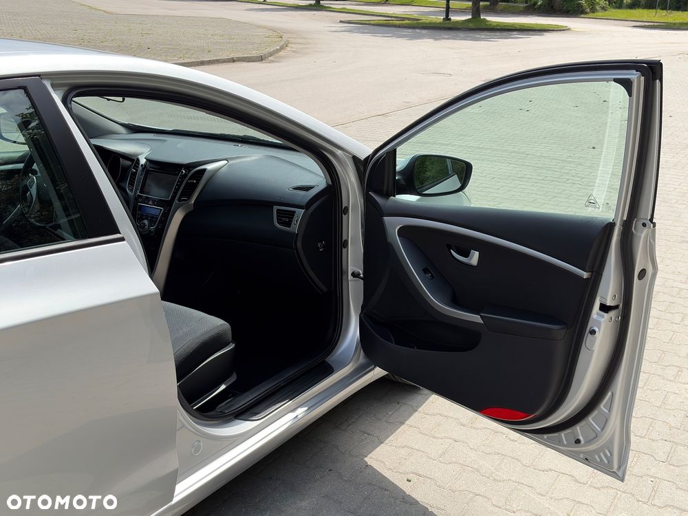 Hyundai i30 1.6 Style - 33