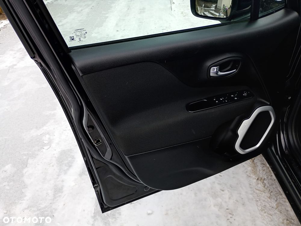 Jeep Renegade 1.4 MultiAir Longitude - 23