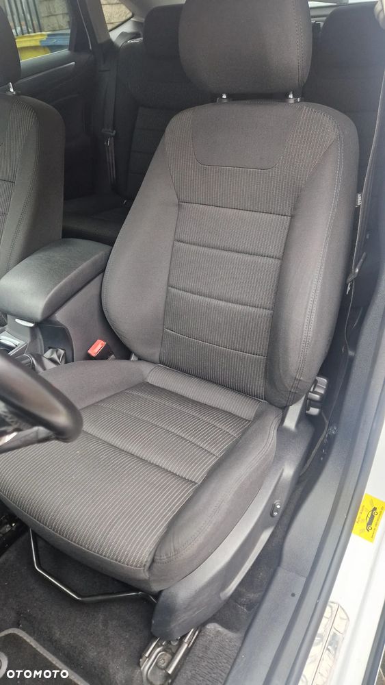 Ford Mondeo 2.0 TDCi Ghia X - 24