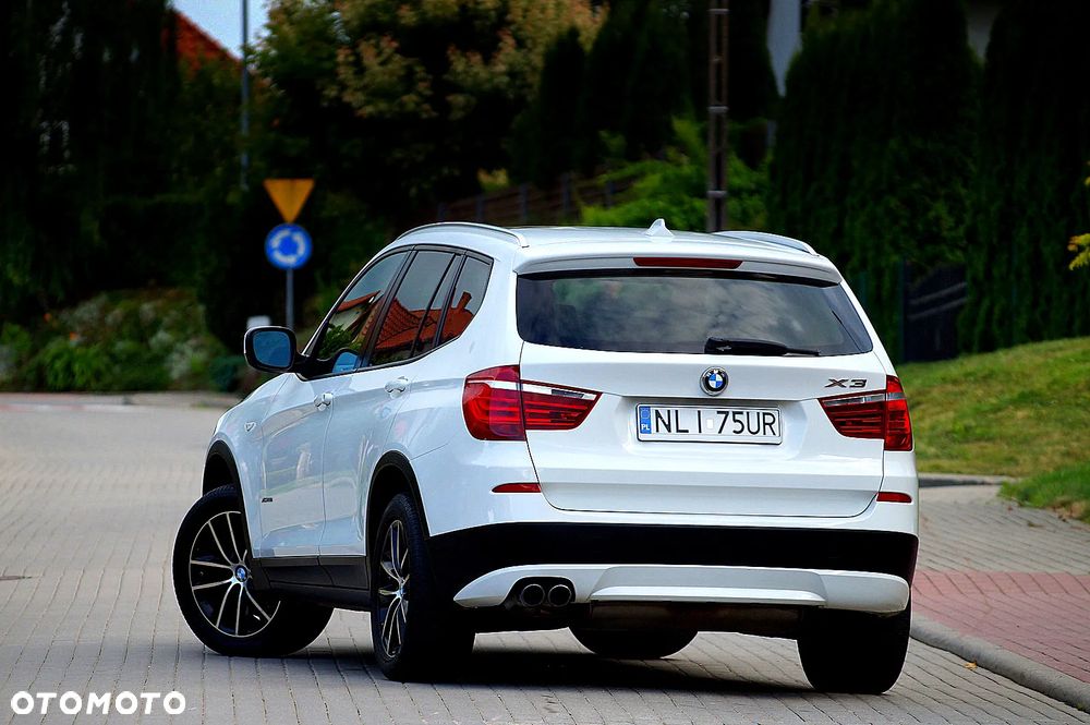 BMW X3 xDrive28i Sport-Aut Advantage - 2