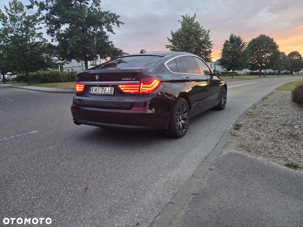 BMW 5GT 530d xDrive - 4