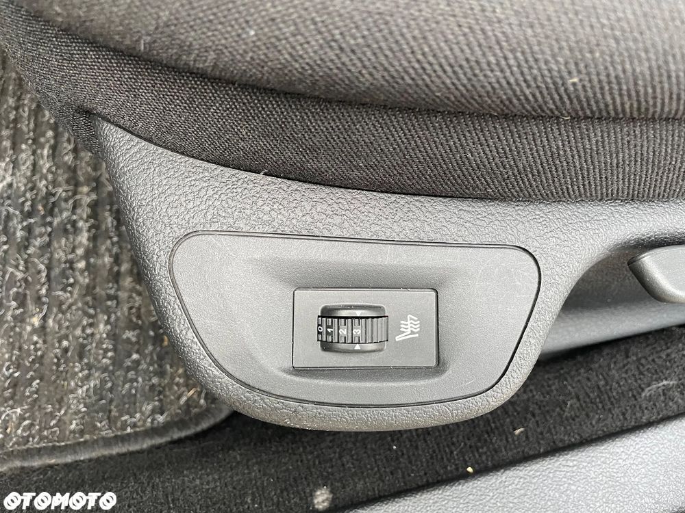 Peugeot 407 HDi 135 Automatik Business Line - 26