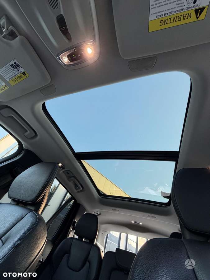 Volvo XC 90 T6 AWD Momentum Pro - 11