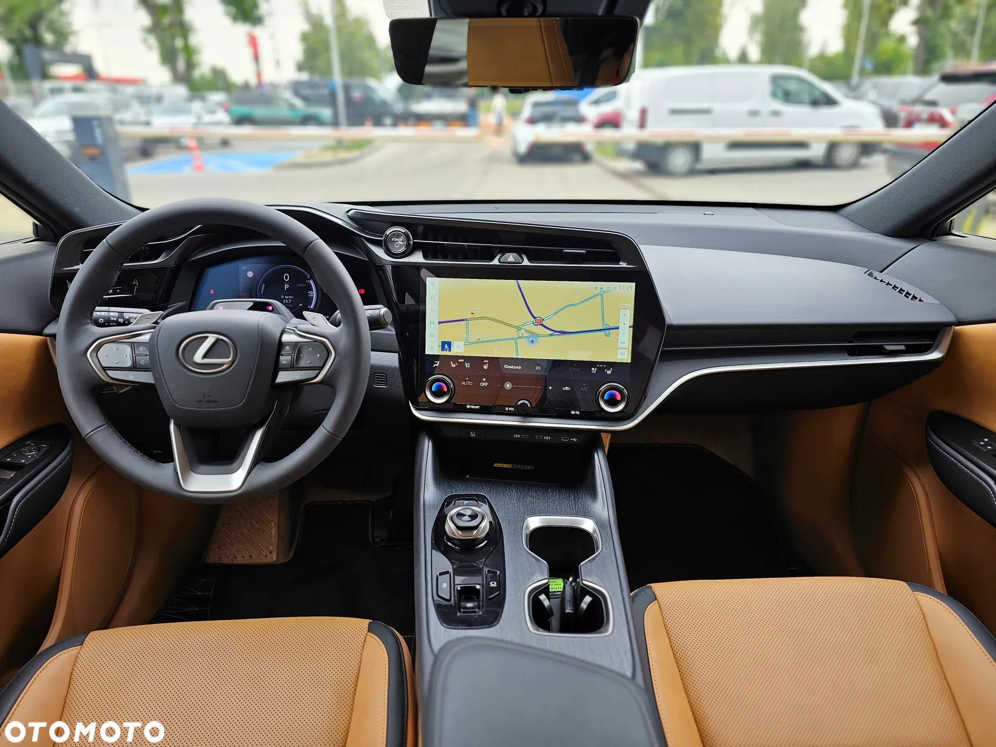 Lexus RZ 300e Prestige - 11