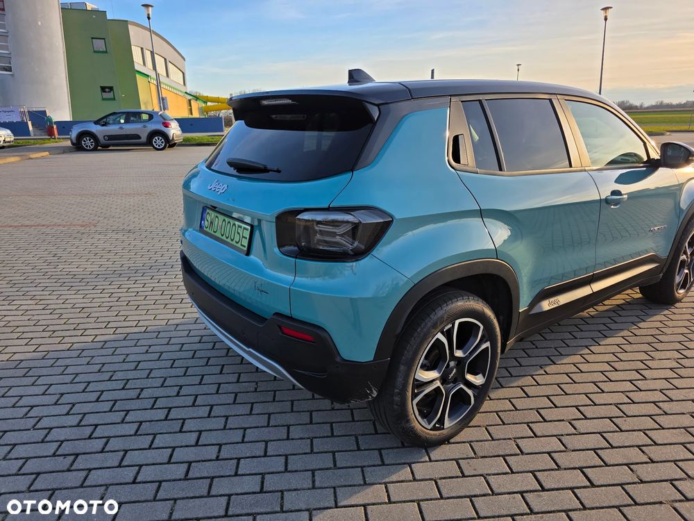 Jeep Avenger Summit - 4