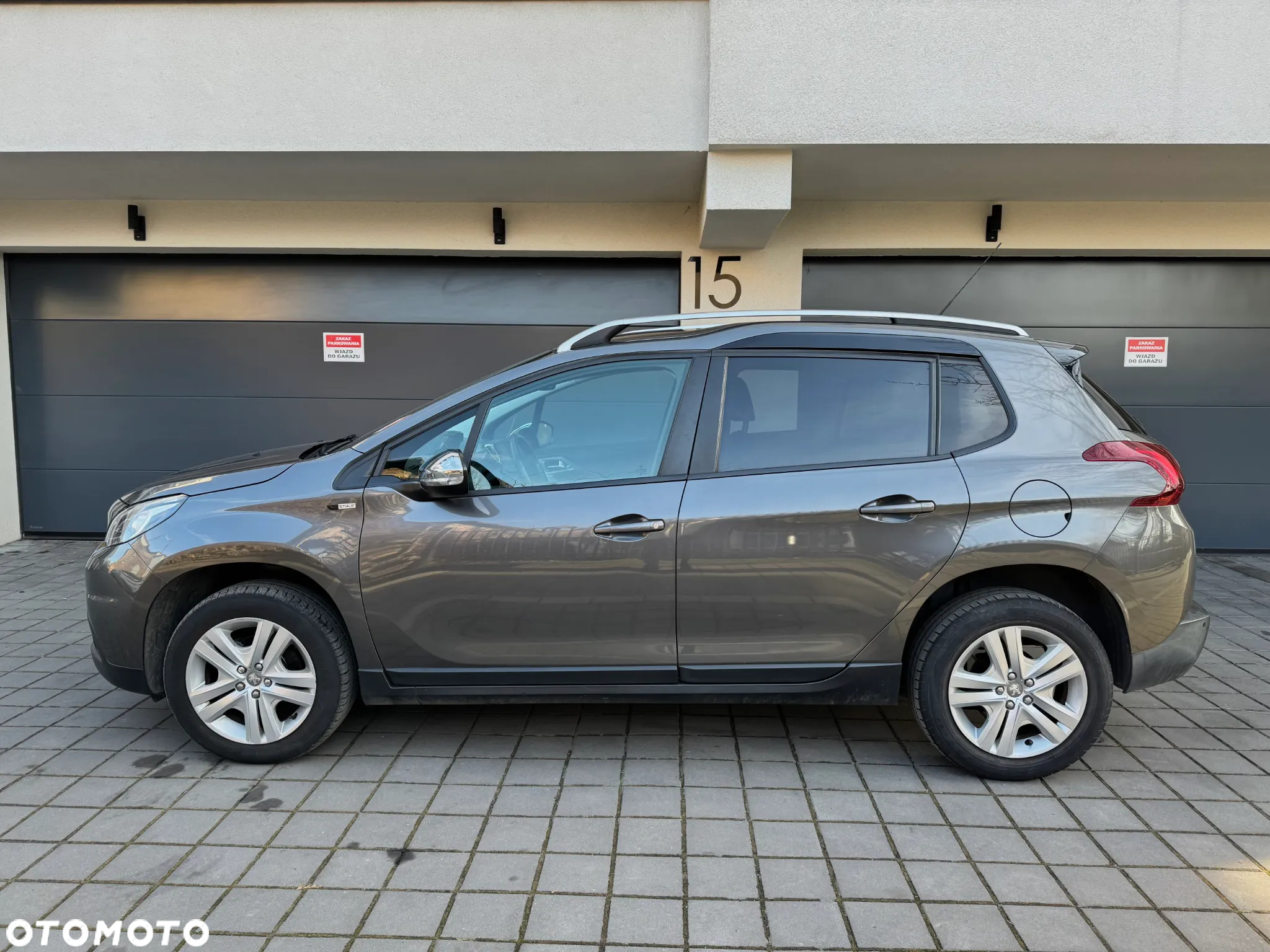 Peugeot 2008 1.2 Pure Tech Active - 9