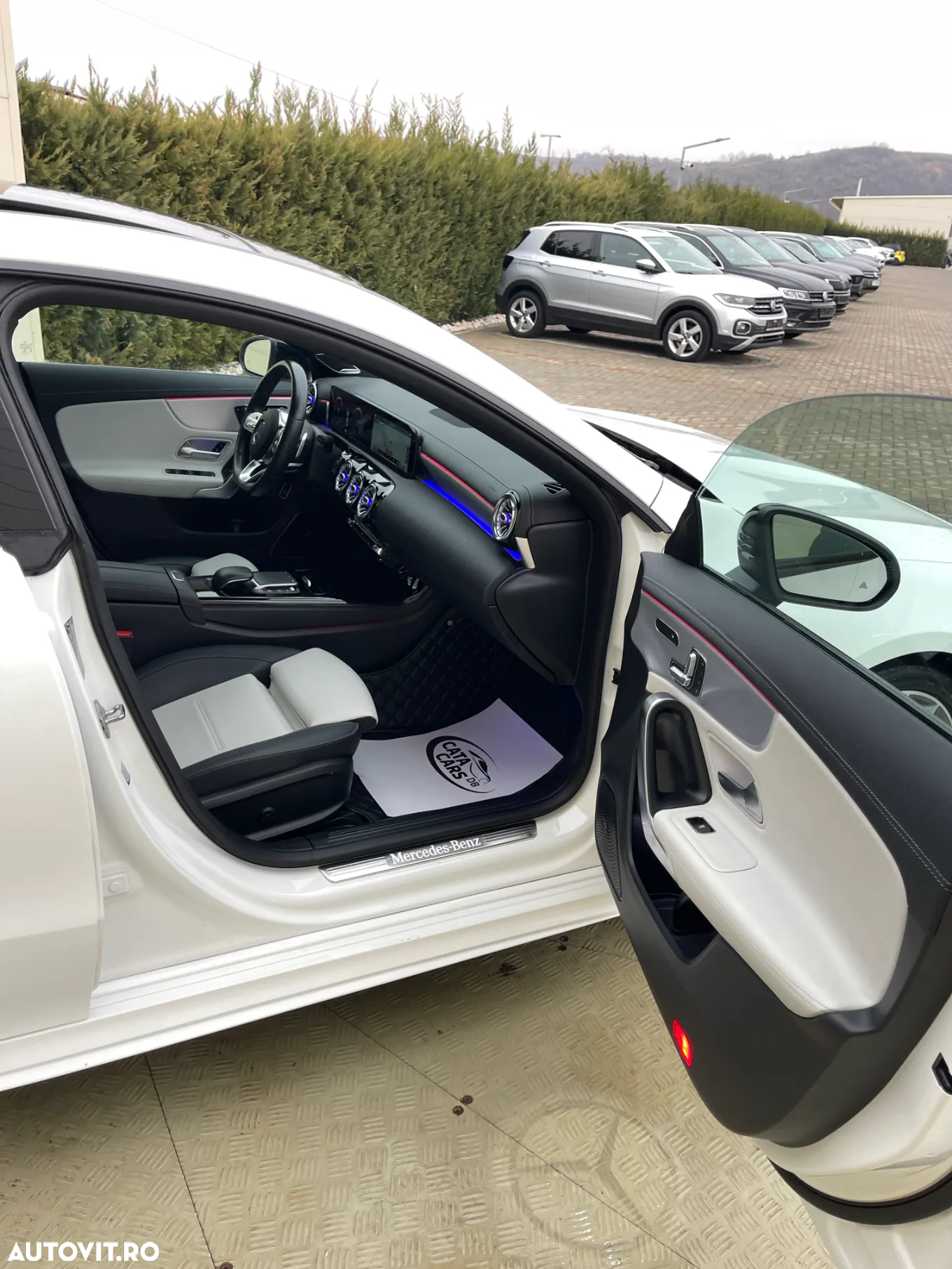 Mercedes-Benz CLA - 23