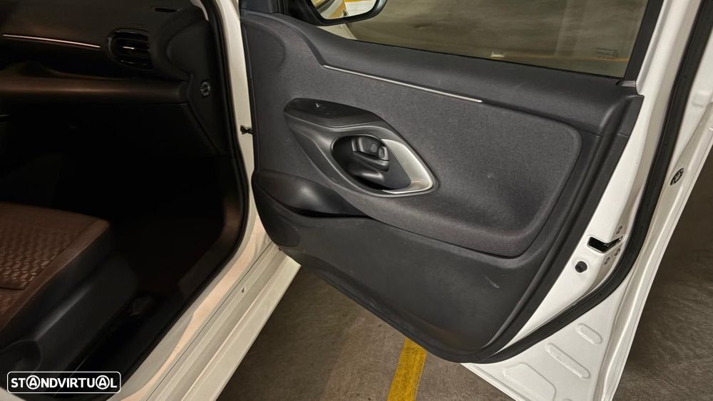 Toyota Yaris 1.0 VVT-i Comfort Plus - 12