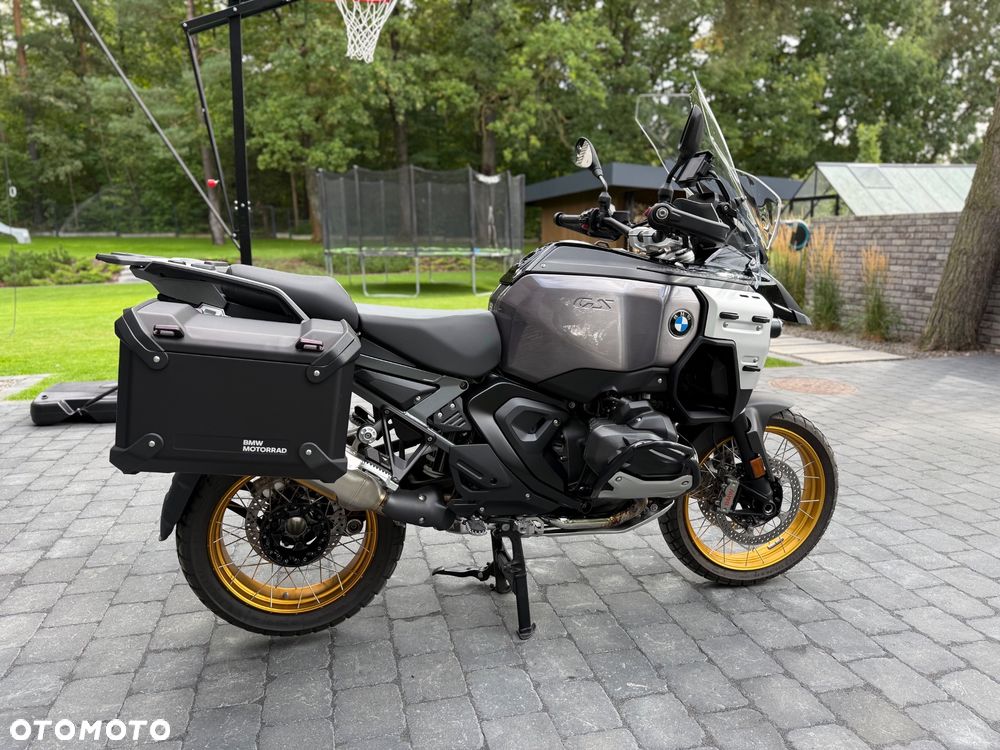 BMW R - 26