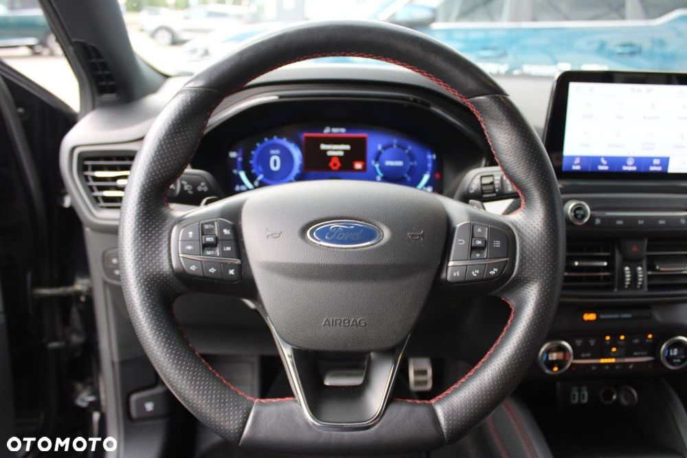 Ford Focus - 24