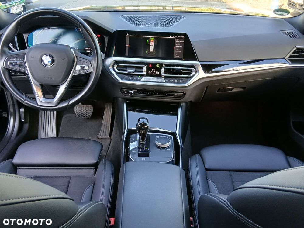 BMW Seria 3 320d MHEV Sport Line - 13