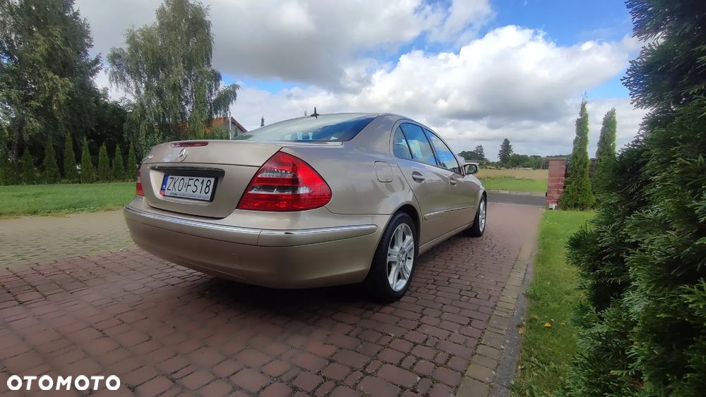 Mercedes-Benz Klasa E - 34