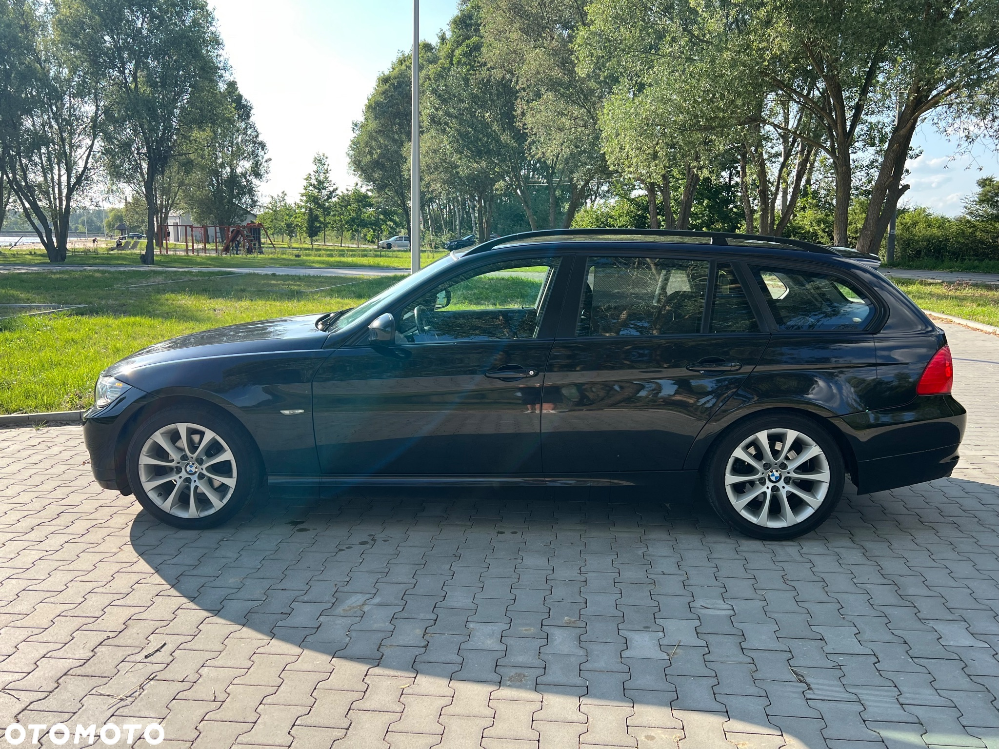 BMW Seria 3 318i - 7