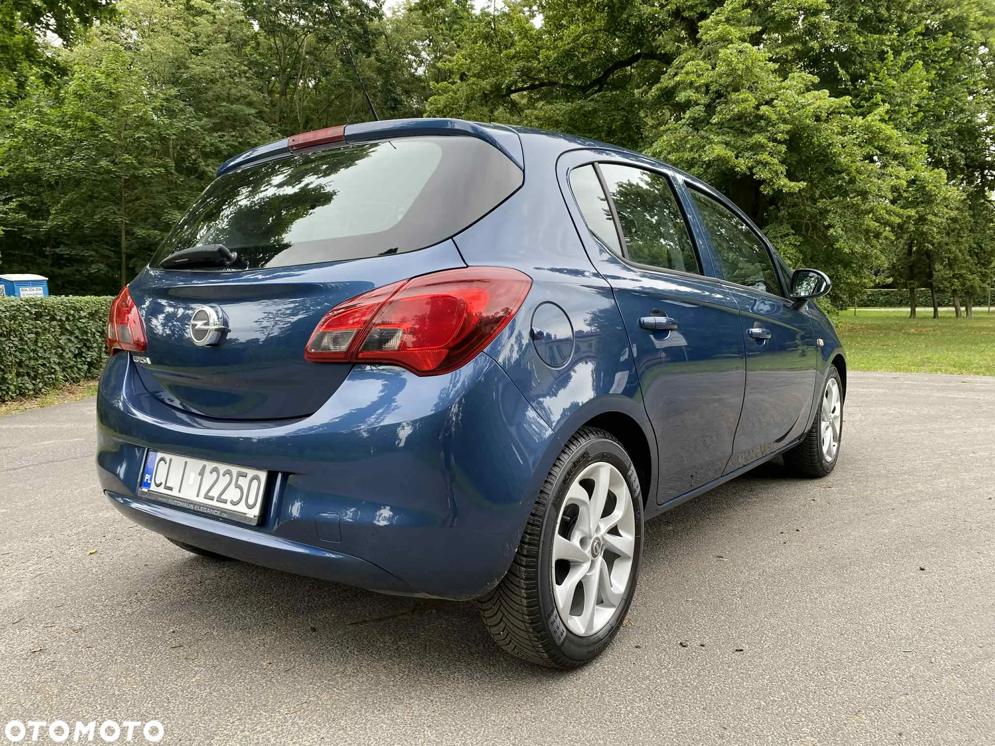 Opel Corsa 1.4 Cosmo - 13