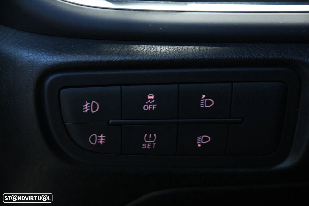 Fiat Tipo 1.3 M-Jet Lounge J17 - 18