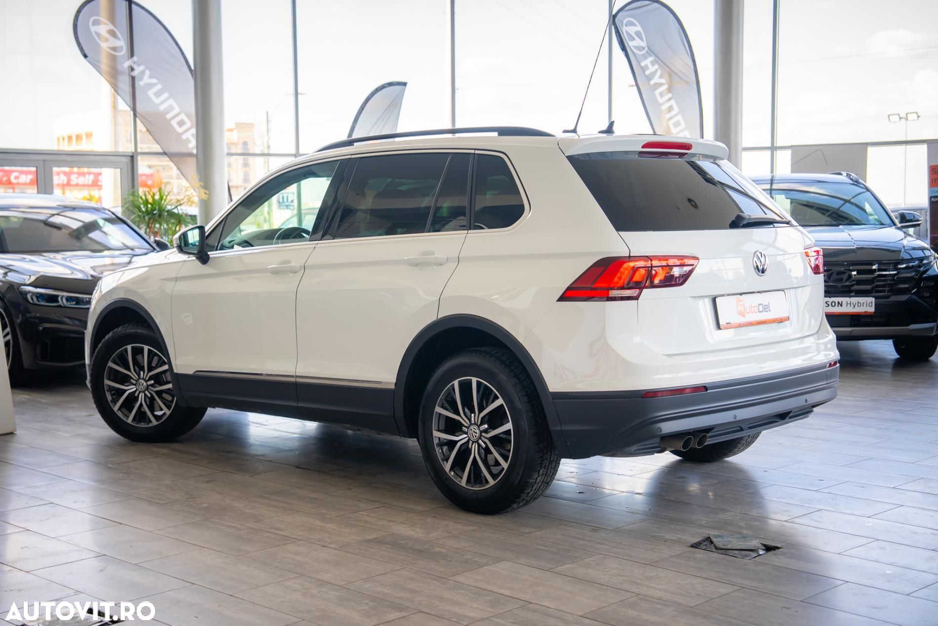 Volkswagen Tiguan 2.0 TDI SCR 4MOTION (BlueMotion Techn.) DSG Comfortline - 3