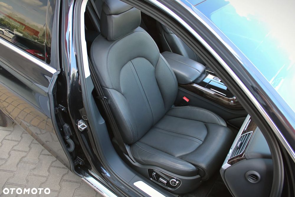 Audi A8 4.2 FSI Quattro tiptronic - 22