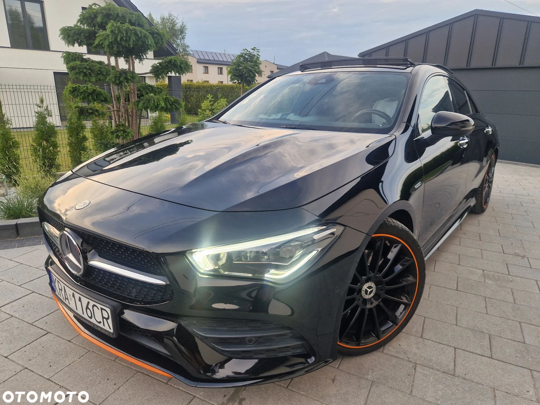 Mercedes-Benz CLA 220 4-Matic Edition 1 7G-DCT - 1