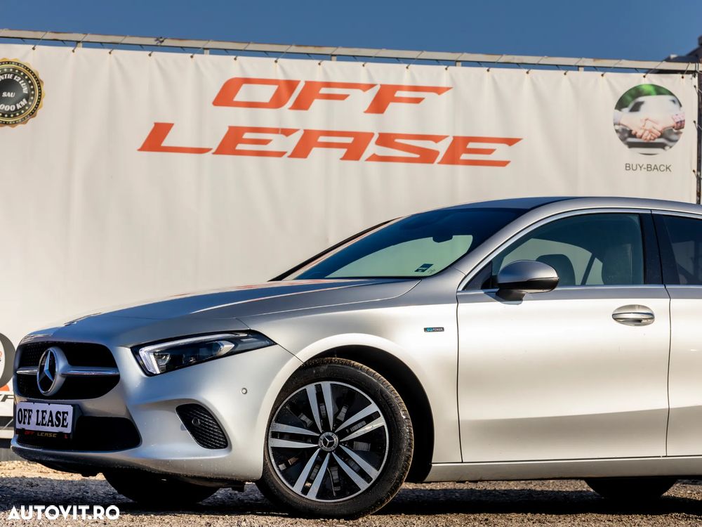 Mercedes-Benz A 250 e 8G-DCT - 12