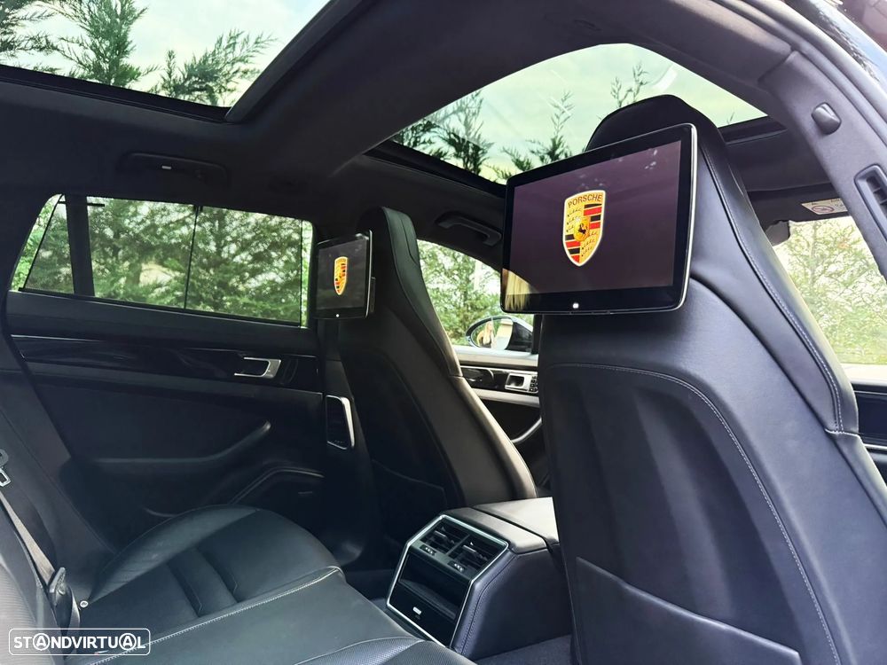 Porsche Panamera Sport Turismo 4 E-Hybrid Platinum Edition - 25