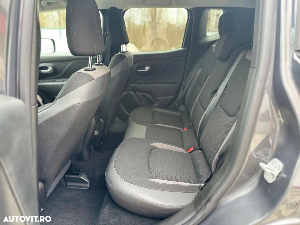 Jeep Renegade 1.5 FWD AT7 MHEV Limited - 11