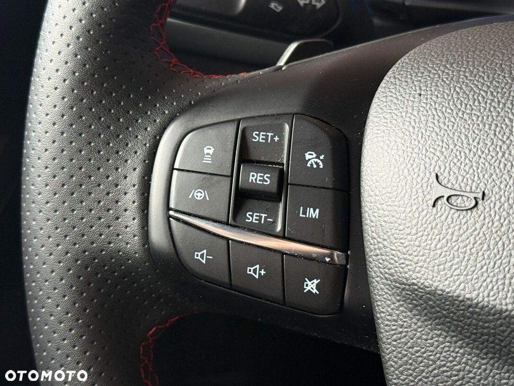 Ford Focus - 16