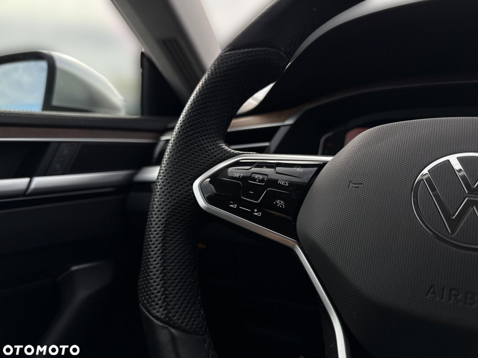 Volkswagen Arteon - 19
